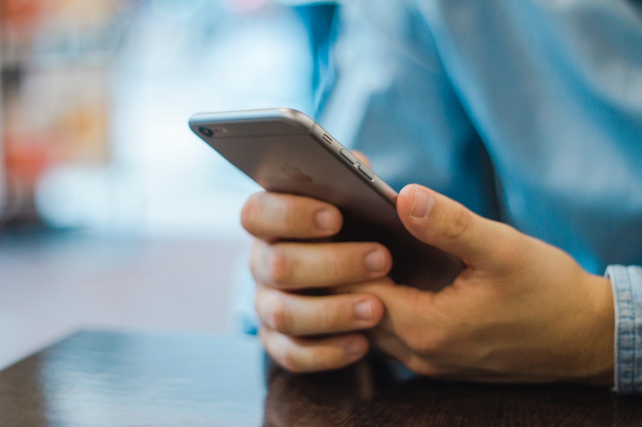 You can download the moving checklist on a smartphone